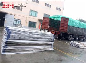 【發(fā)貨動(dòng)態(tài)】贛州奧迪汽車(chē)展廳外墻沖孔鋁單板