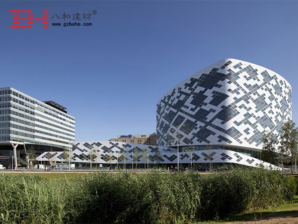 世界建筑文化之旅 荷蘭史基浦機(jī)場希爾頓酒店